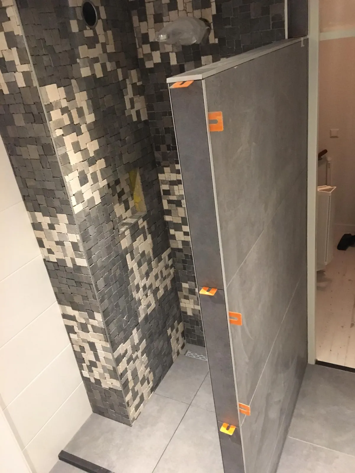 Detail mosaic afwerking